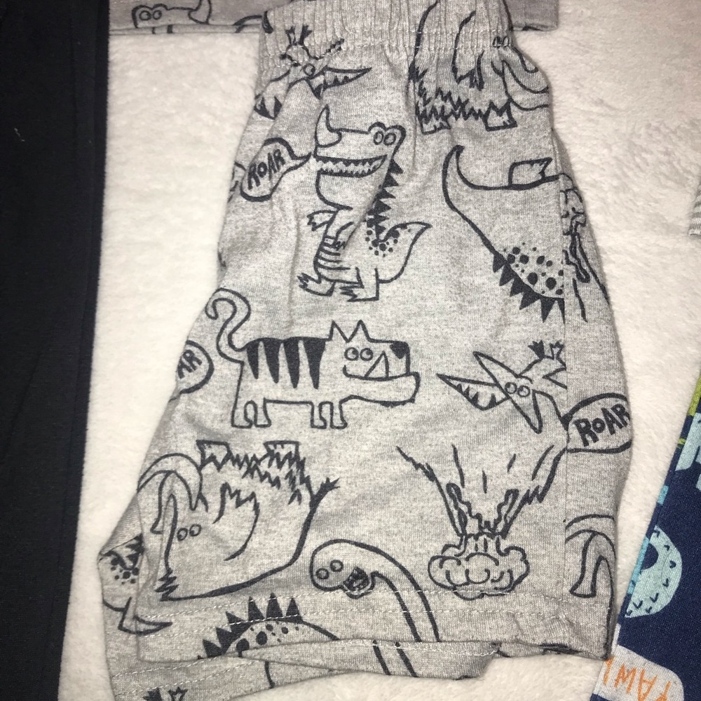 Carter’s PJ Bundle - Picture 5 of 11